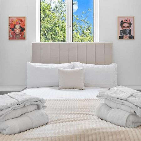 Stylish Flat Near Tower Bridge & London Bridgeアパートメント エクステリア 写真